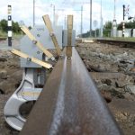 Railprofielmeter het meten van de slijtage aan de kop van de spoorstaaf